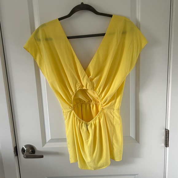 Yellow Bebe Top - Picture 3 of 4